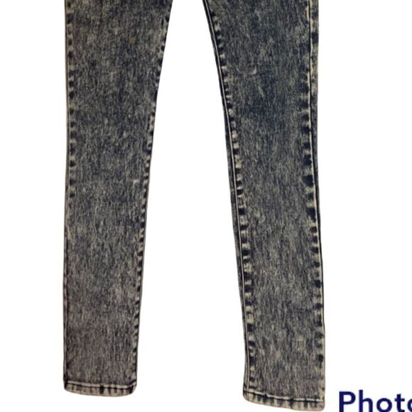 Delia’s Women’s 90’s Vibe Dark Denim Acid Wash High-Waist Jeans Size 3 - Picture 11 of 12